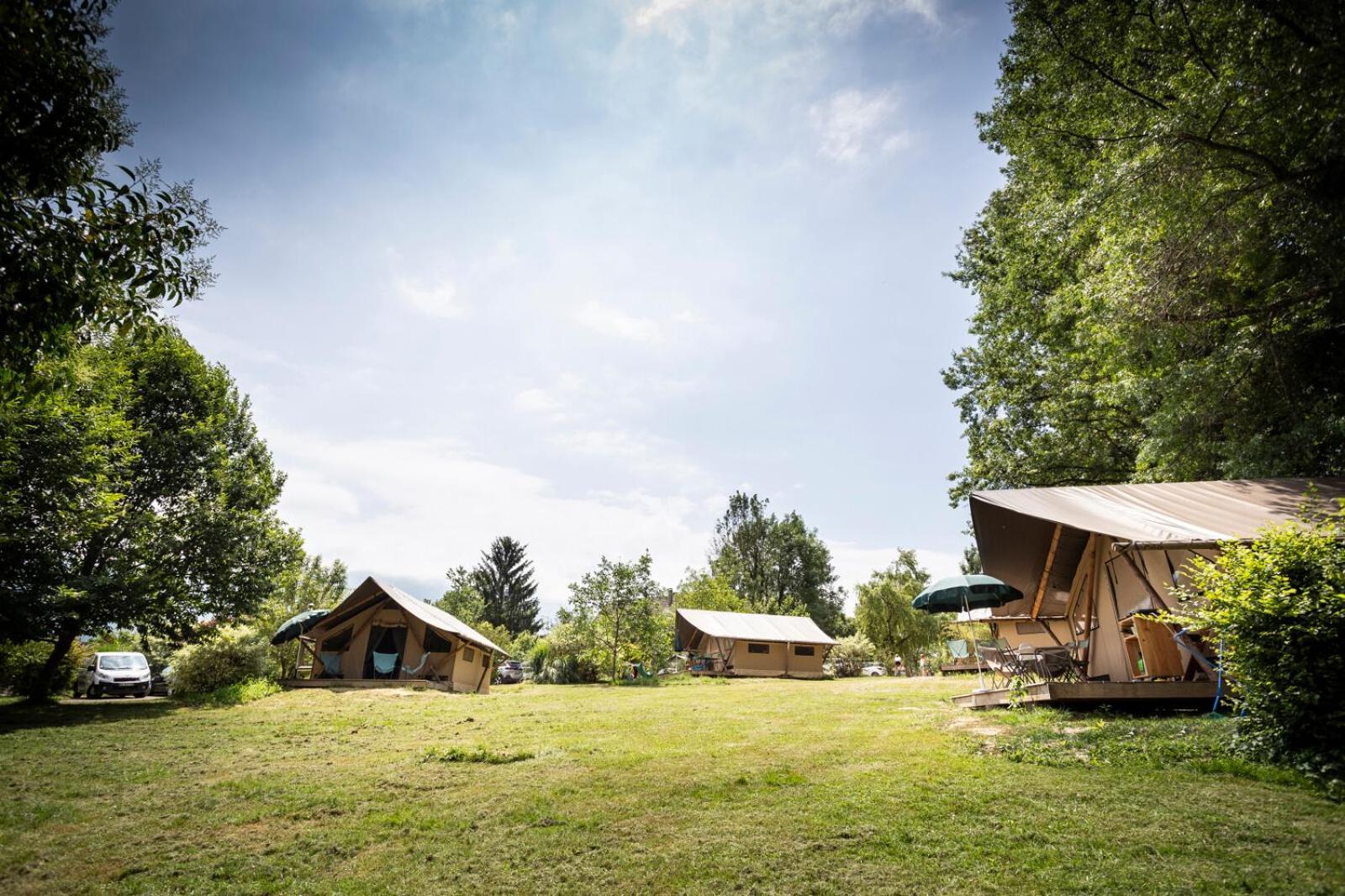 Huttopia Lac D'Aiguebelette Saint-Alban-de-Montbel المظهر الخارجي الصورة