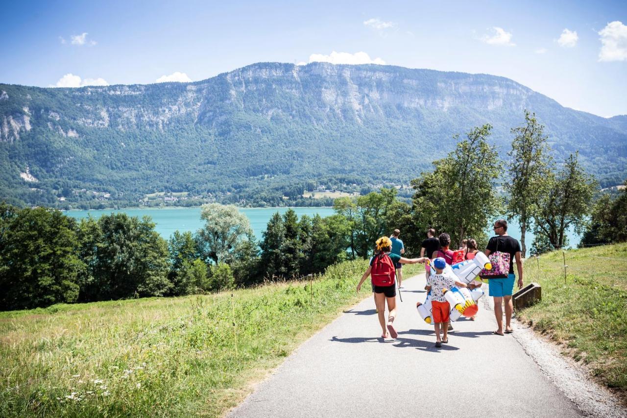 Huttopia Lac D'Aiguebelette Saint-Alban-de-Montbel المظهر الخارجي الصورة